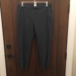 Basic Editions Capri Style Pants